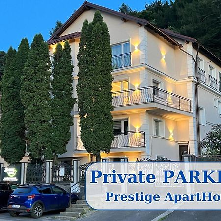 Prestige Aparthotel Braşov Esterno foto