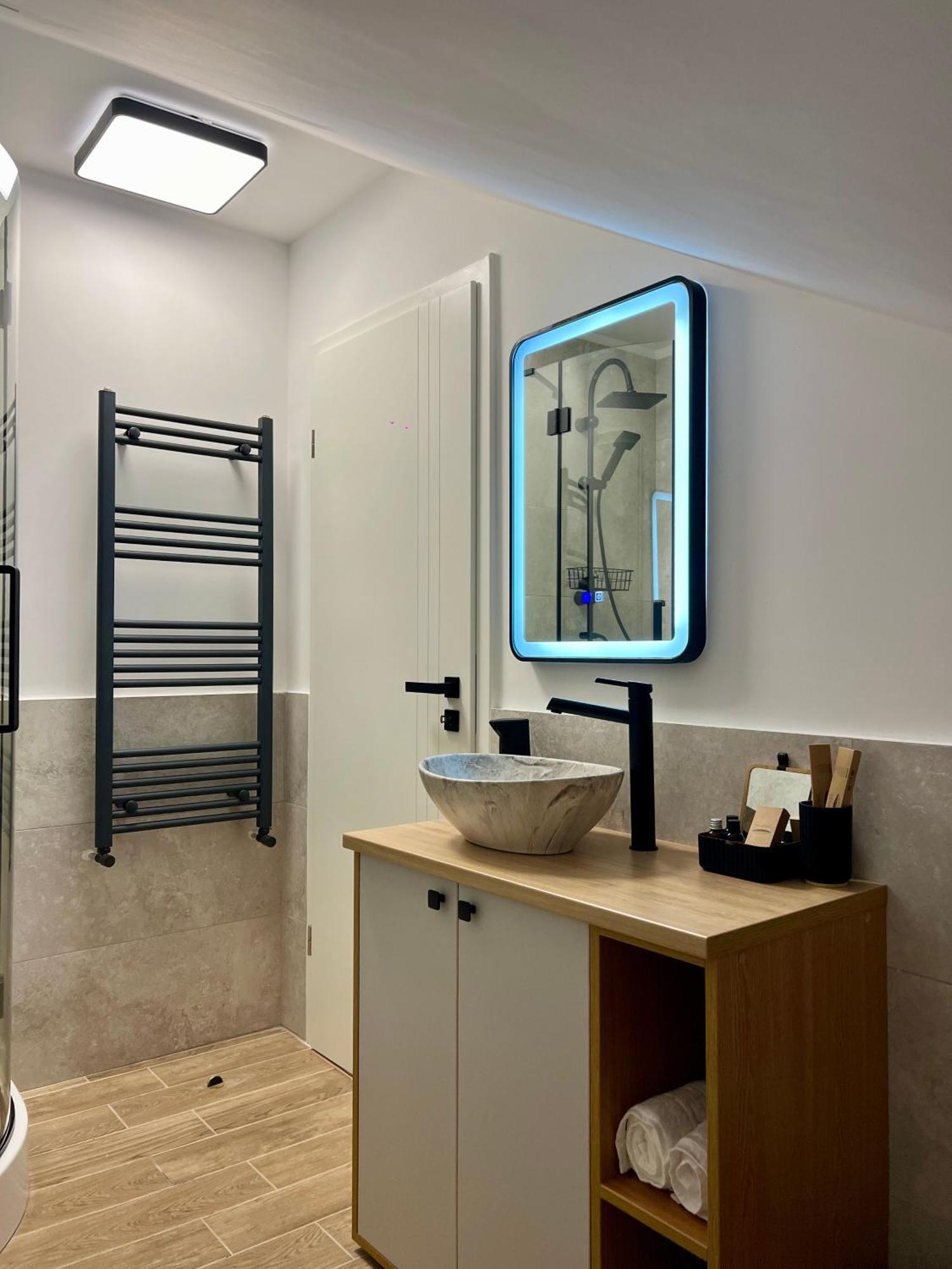 Prestige Aparthotel Braşov Esterno foto